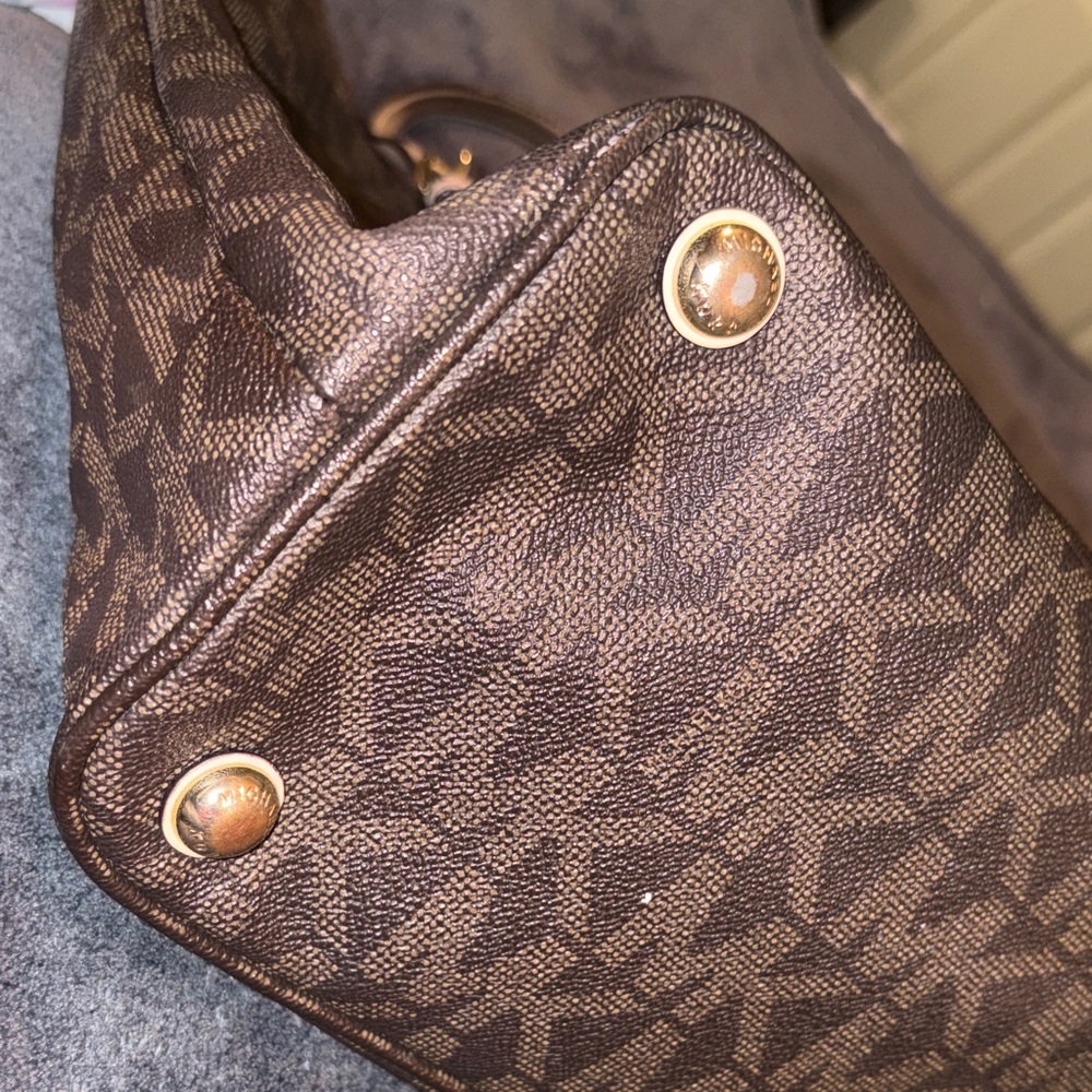 Michael Kors Dark Brown Monogram Tote - Picture 3 of 13